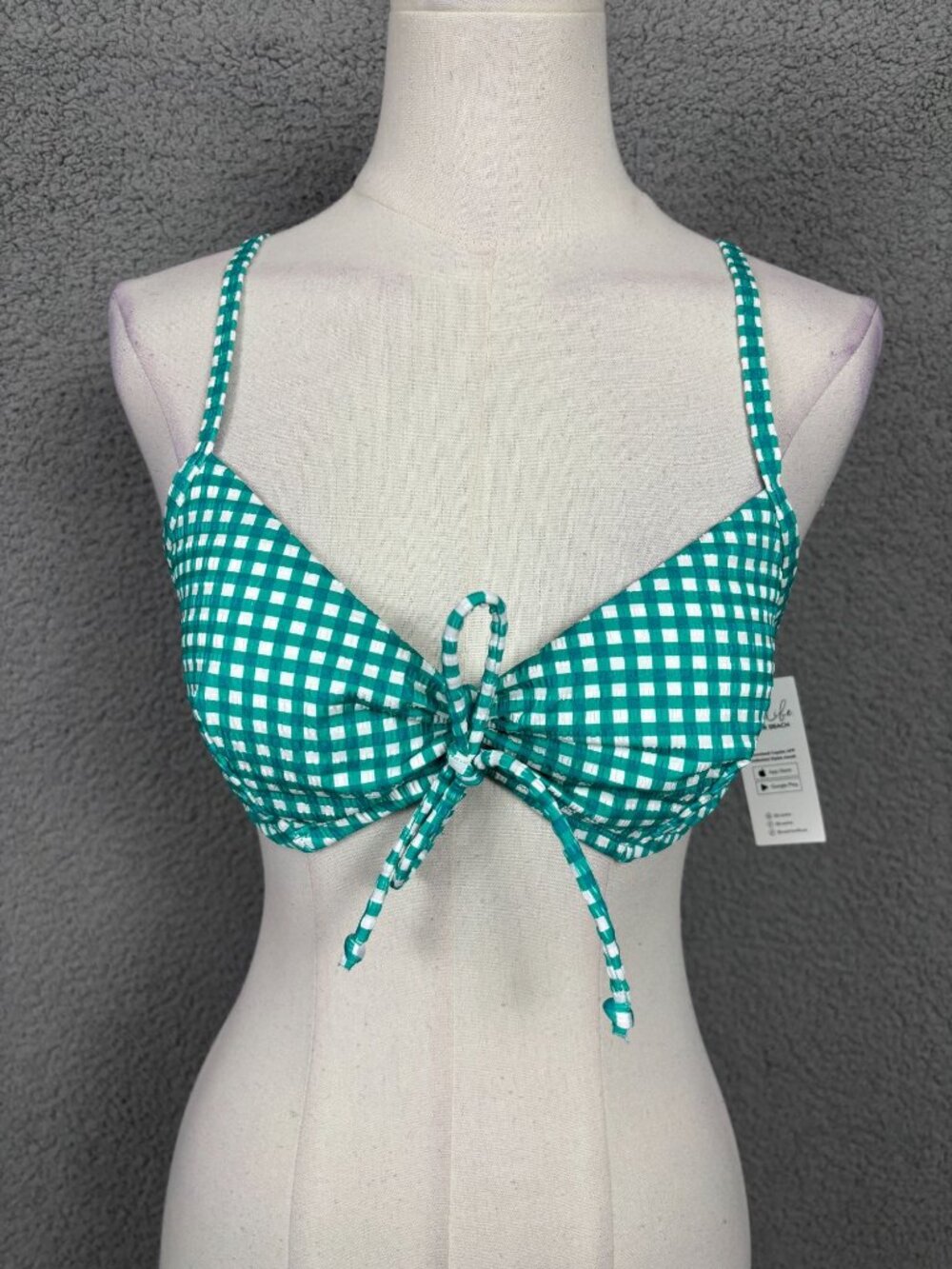 Cupshe  Women's Green & White Gingham Textured Fabric Bikini Top Size Lg NWT's.